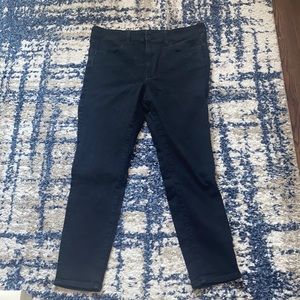 Black Midrise Jeggings